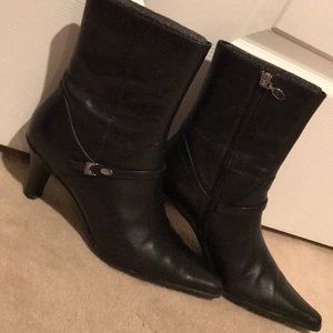 Circa by Joan&David leather zip-up boots, size 8.5